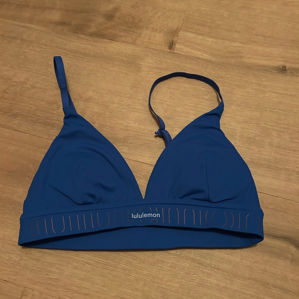 Lululemon License to Train Blue Sports Bra